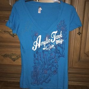 TANKED V NECK TEE SIGNED BY WAYD KING